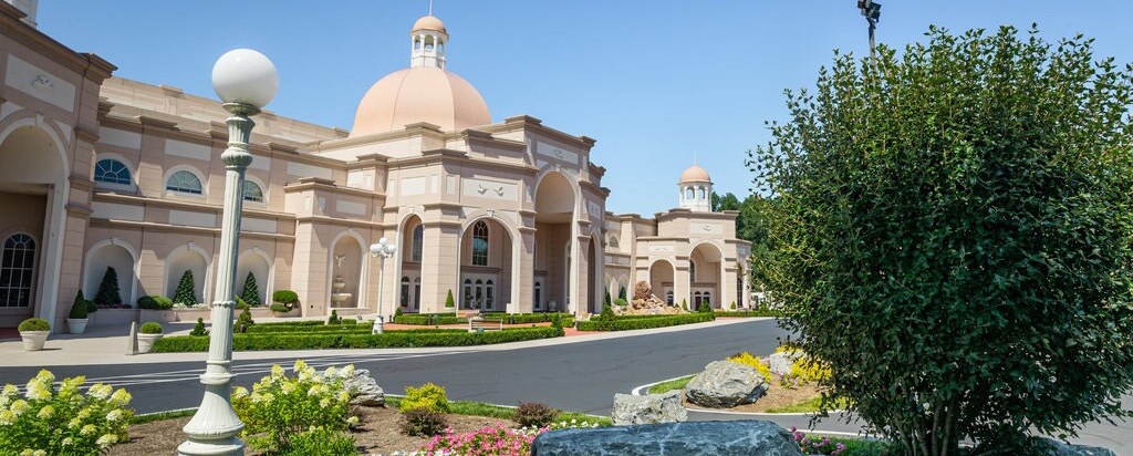 Sight and Sound Theater