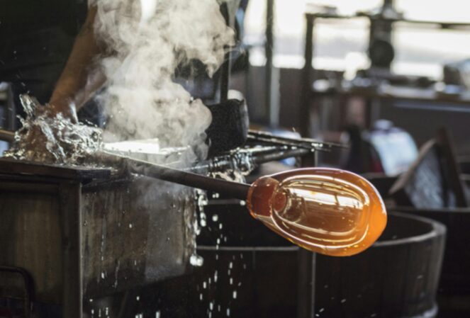 WISCONSIN'S EASTERN SHORE RACINE & MILWAUKEE